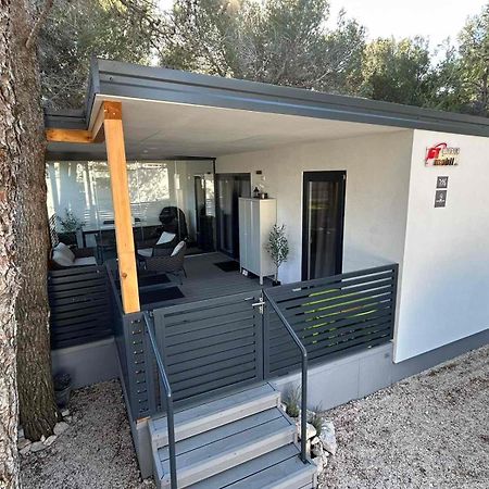 Oremore - Premium Mobile Home - Oaza Mira Camping, Drage Exterior photo